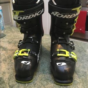 2016 Nordica GPX 110 Ski Boots - Men's 26 - 26.5